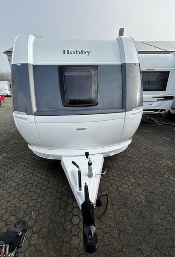 HOBBY De Luxe 490 KMF