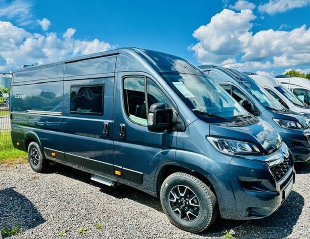CLEVER Van Runner