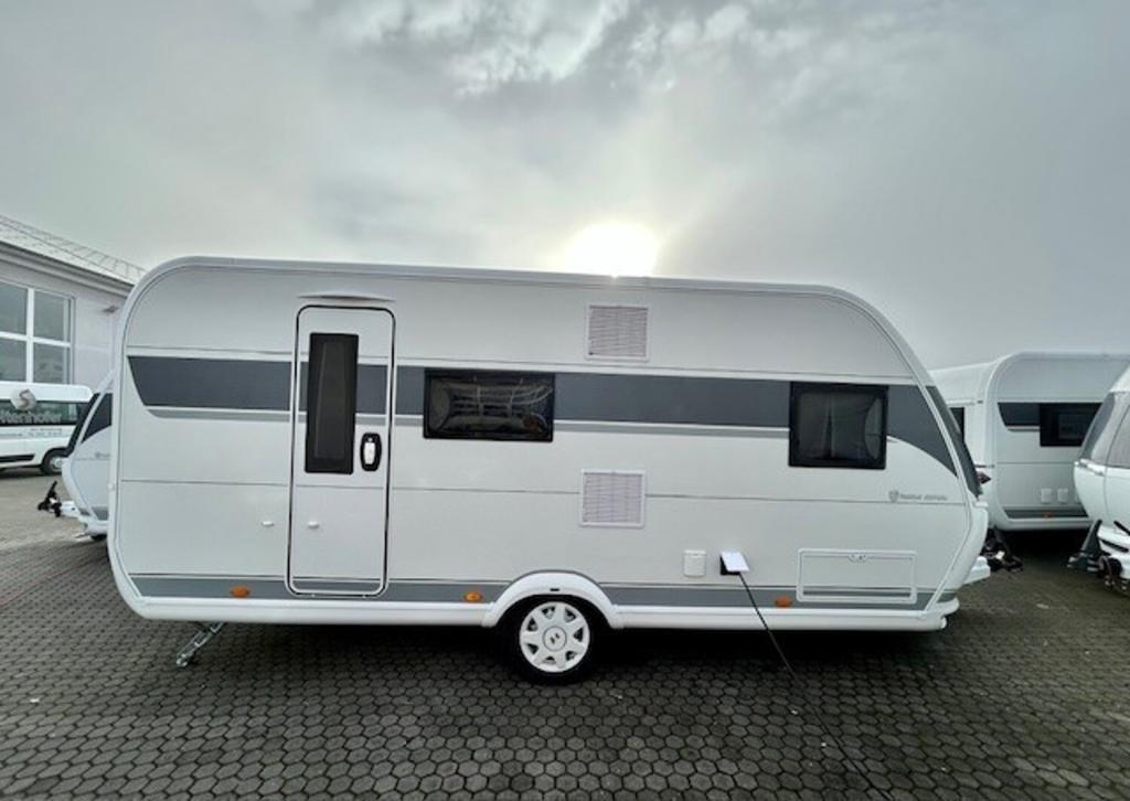 HOBBY De Luxe 490 KMF